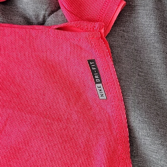 NWOT Hurley Nike Dri-Fit Sportsbra with Matching Long Sleeve - Picture 6 of 8